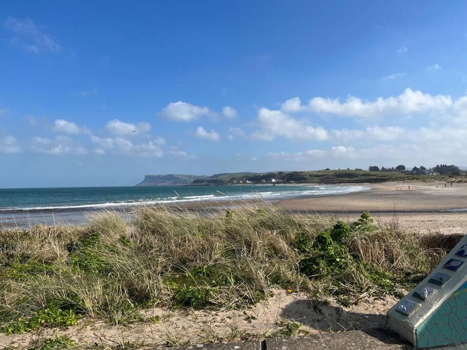 Seaside Apartment - 2 Storey 2 Bedrooms Ballycastle Exteriör bild